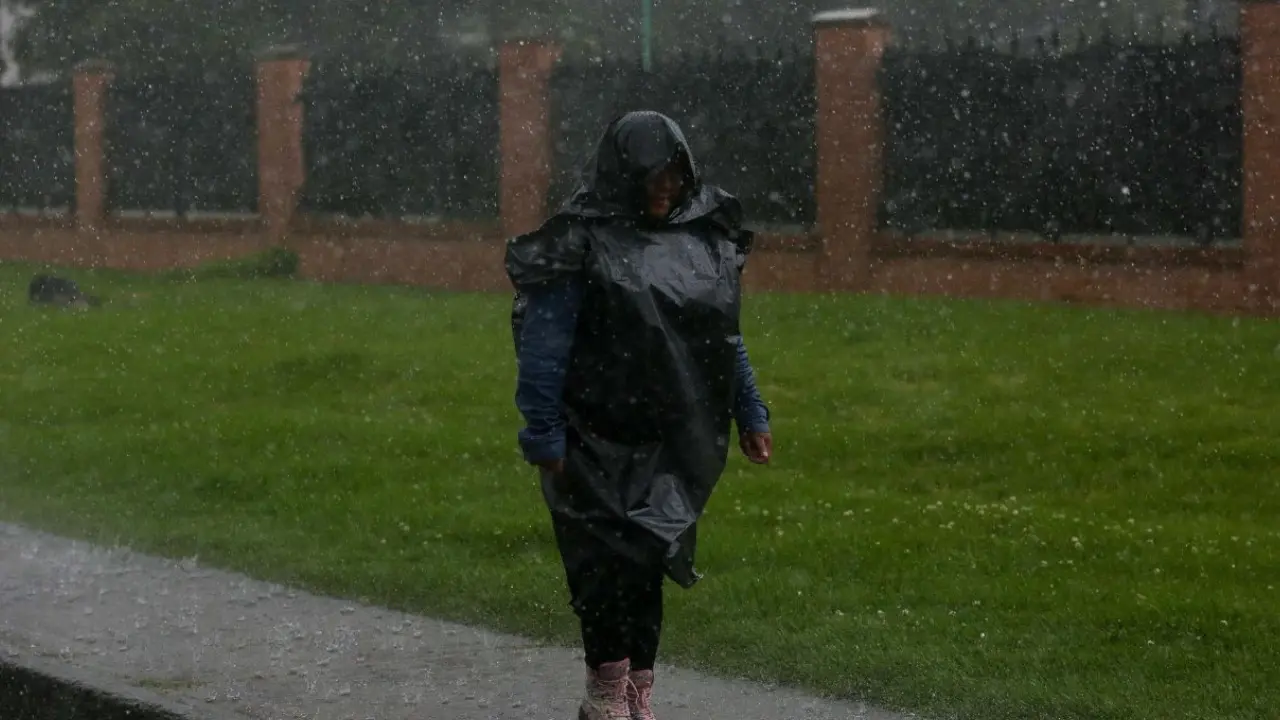 ¿Qué está pasando con el clima en Bogotá? Idiger explicó los fuertes vientos