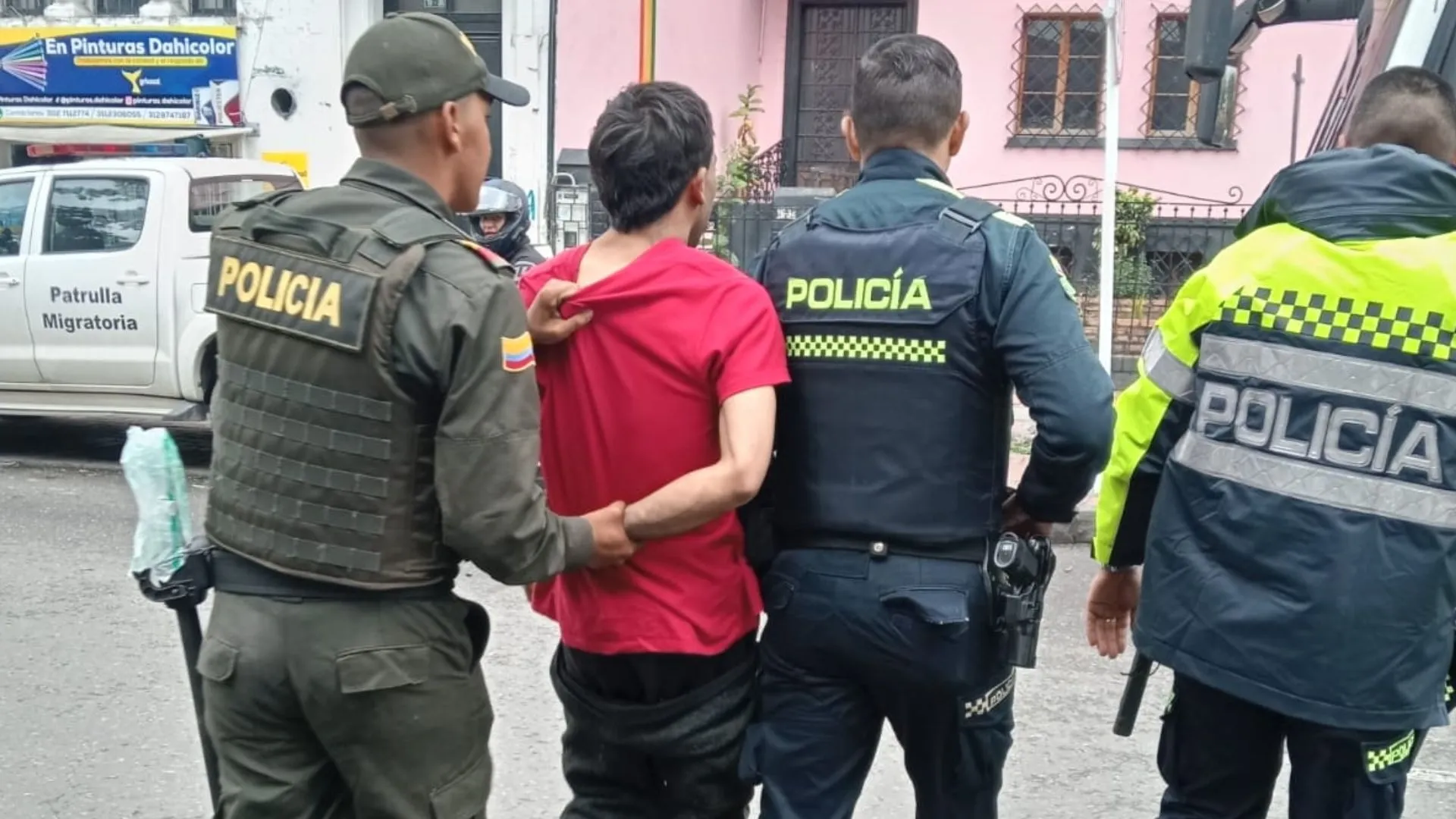 ¡Con las manos en la masa! Cayó hombre con más de 