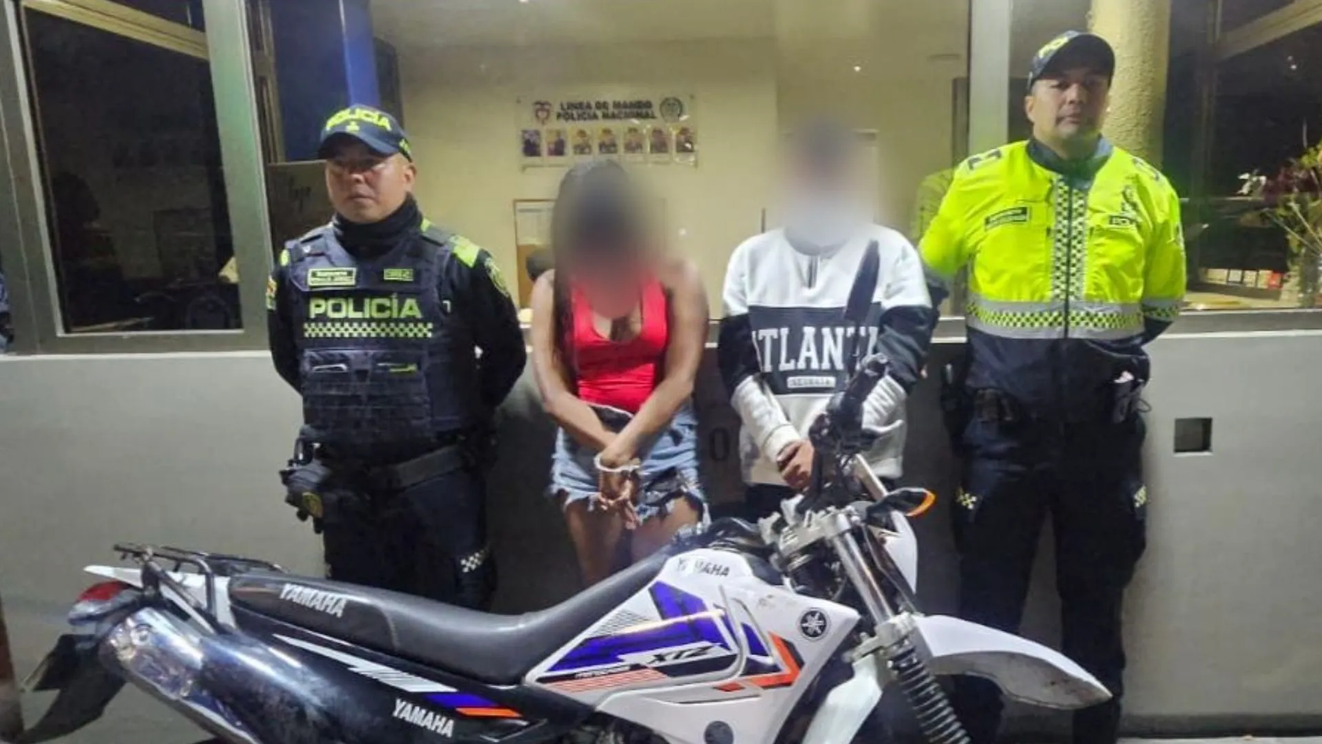 ¡Se les acabó la racha! Capturan a hombre con 12 antecedentes y a su cómplice tras atraco armado en Bogotá