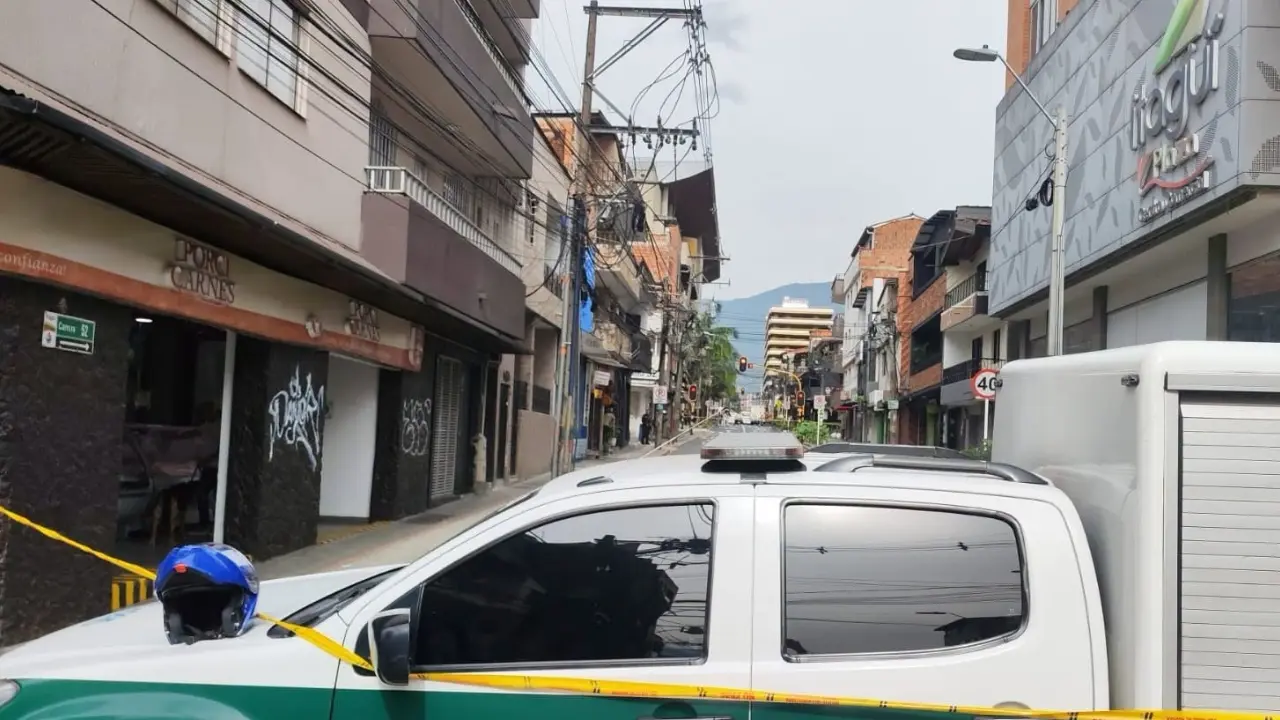 ¡Qué susto! Descartan explosivos en objeto sospechoso hallado cerca a la Alcaldía de Itagüí