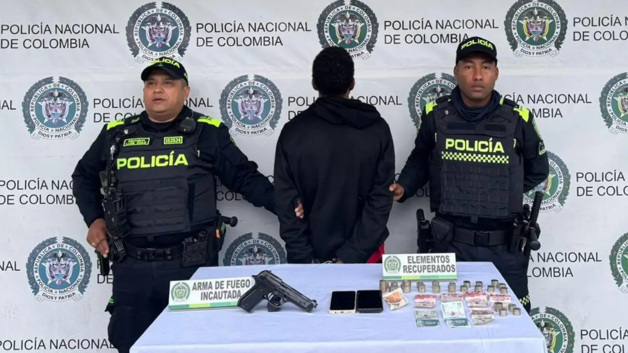 ¡Los atraparon en plena huida! Dos adultos y dos m