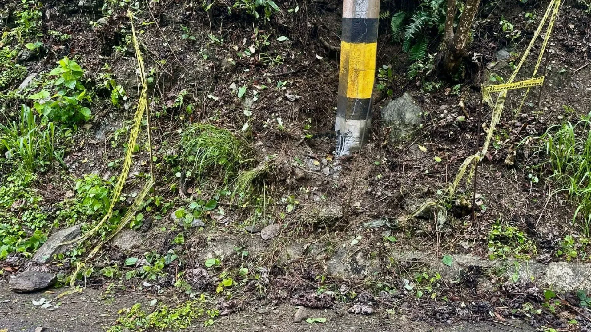¡Evitaron una tragedia en Ituango! El Ejército destruye explosivo sembrado en plena vía estratégica 3 ¡Evitaron una tragedia en Ituango! El Ejército destruye explosivo sembrado en plena vía estratégica