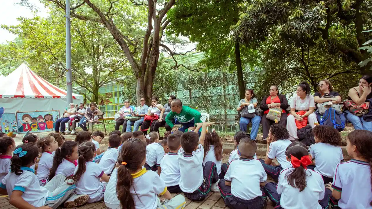 ¿Quieres ser parte del Festival del Libro? Medellín abrió seis convocatorias para la edición 2026