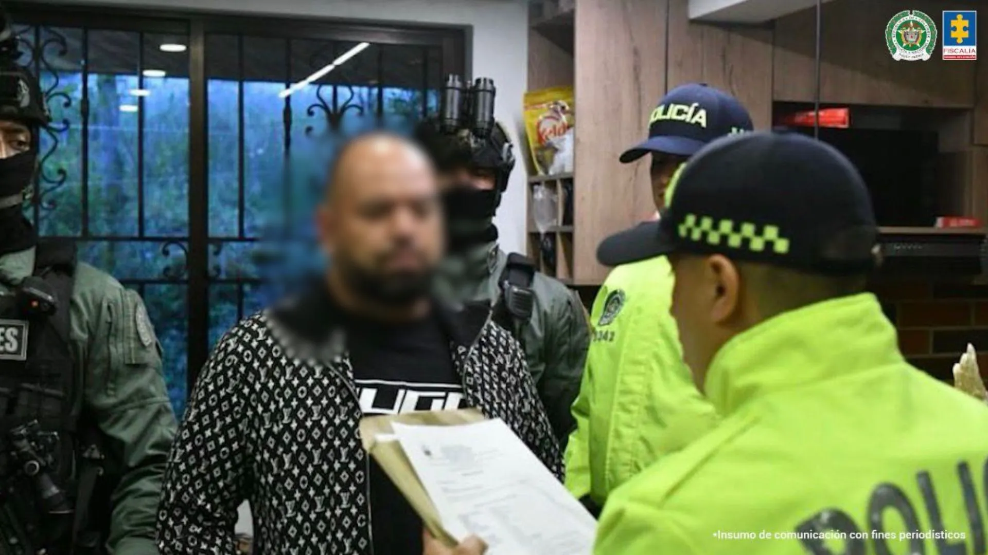 Loteaban cerro protegido, cobraban multas y desplazaban familias en Medellín: pa’ la cárcel 9 del grupo ‘Caicedo’ 4 Loteaban cerro protegido, cobraban multas y desplazaban familias en Medellín: pa’ la cárcel 9 del grupo ‘Caicedo’