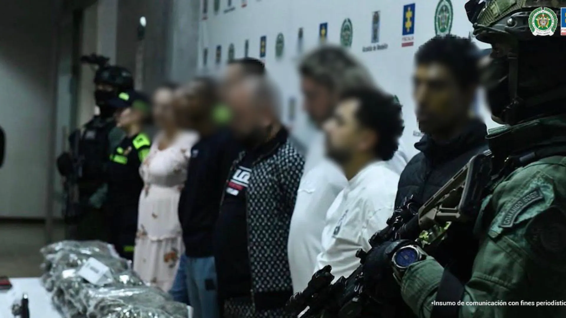 Loteaban cerro protegido, cobraban multas y desplazaban familias en Medellín: pa’ la cárcel 9 del grupo ‘Caicedo’ 2 Loteaban cerro protegido, cobraban multas y desplazaban familias en Medellín: pa’ la cárcel 9 del grupo ‘Caicedo’