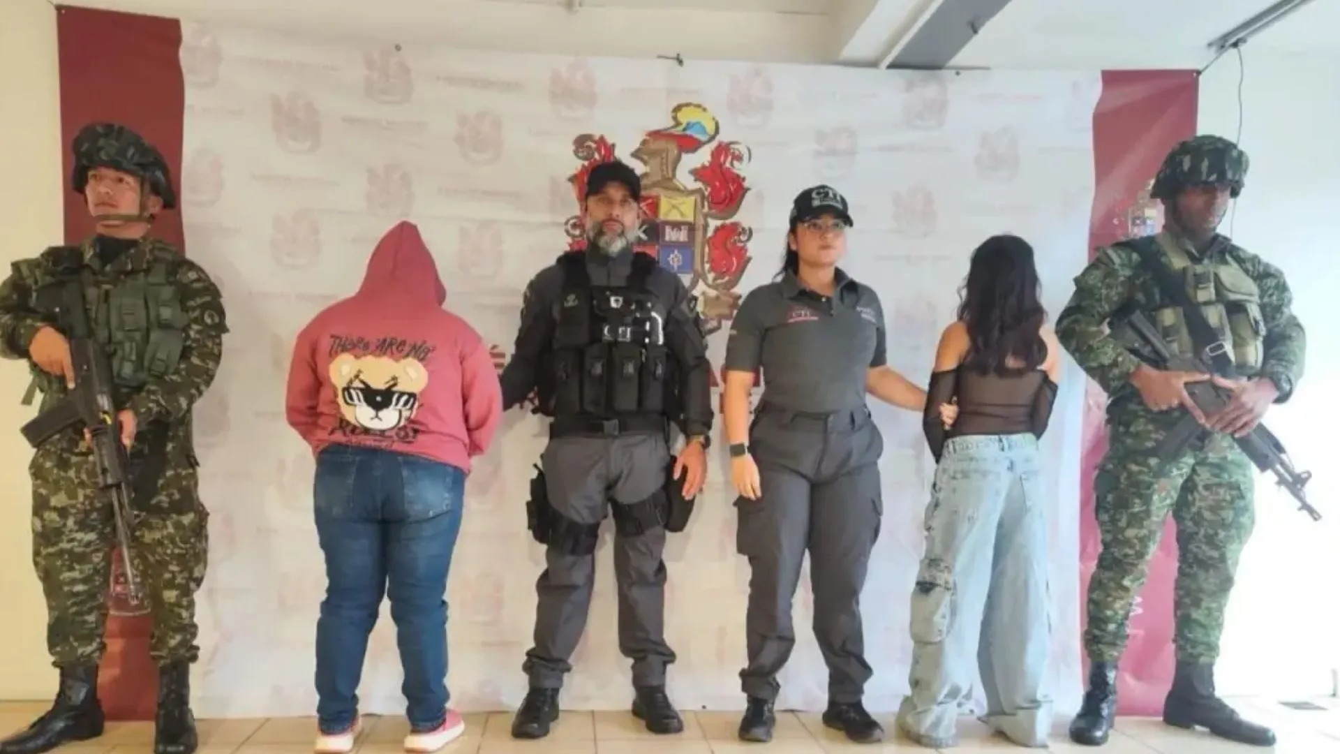 ¡Rescate en Copacabana! Frustran traslado de dos m