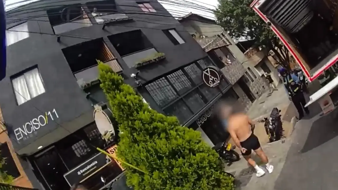 Se voló del retén, encaró a los agentes de tránsito y terminó sin moto en Villa Hermosa 3 Se voló del retén, encaró a los agentes de tránsito y terminó sin moto en Villa Hermosa