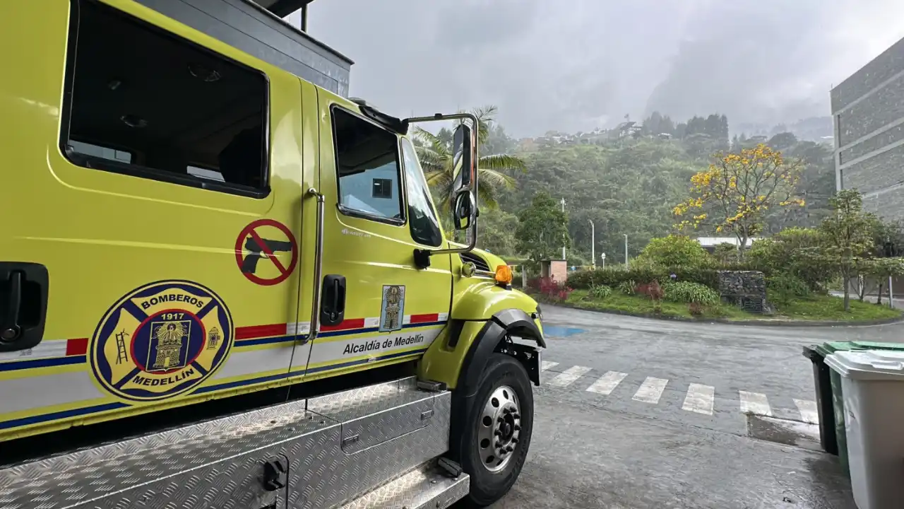 Más cobertura y respuesta: así funciona la nueva estación de bomberos de Medellín 1 Más cobertura y respuesta: así funciona la nueva estación de bomberos de Medellín