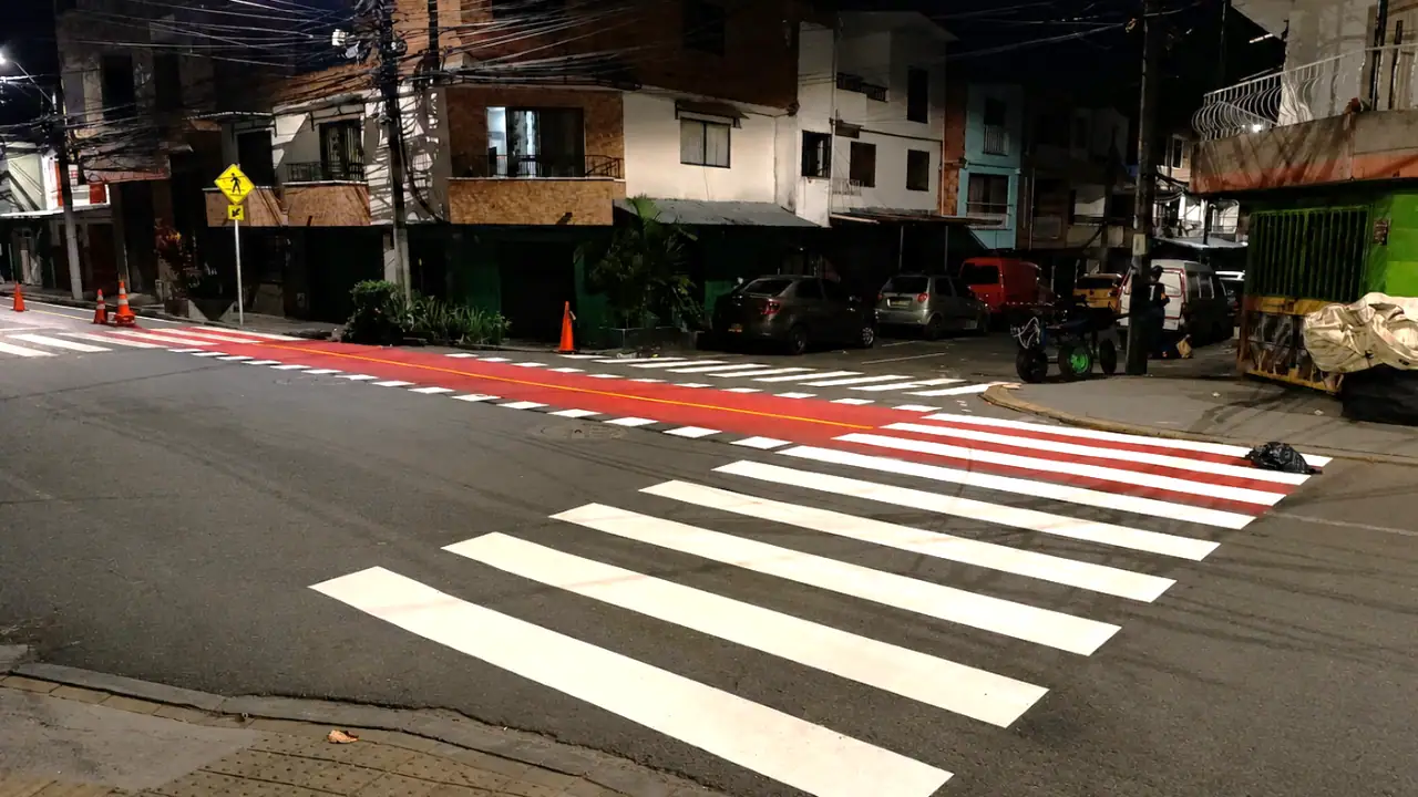 Bello le apuesta a una movilidad más segura: avanzan intervenciones en vías urbanas y rurales