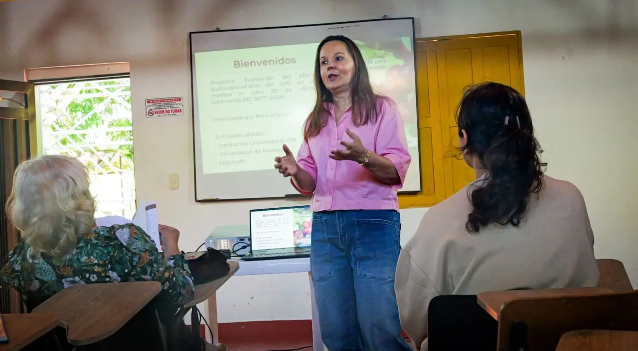 De desecho contaminante a escudo contra el cáncer: científicos de Medellín investigan los poderes del mucílago de café 2 cafe salud4
