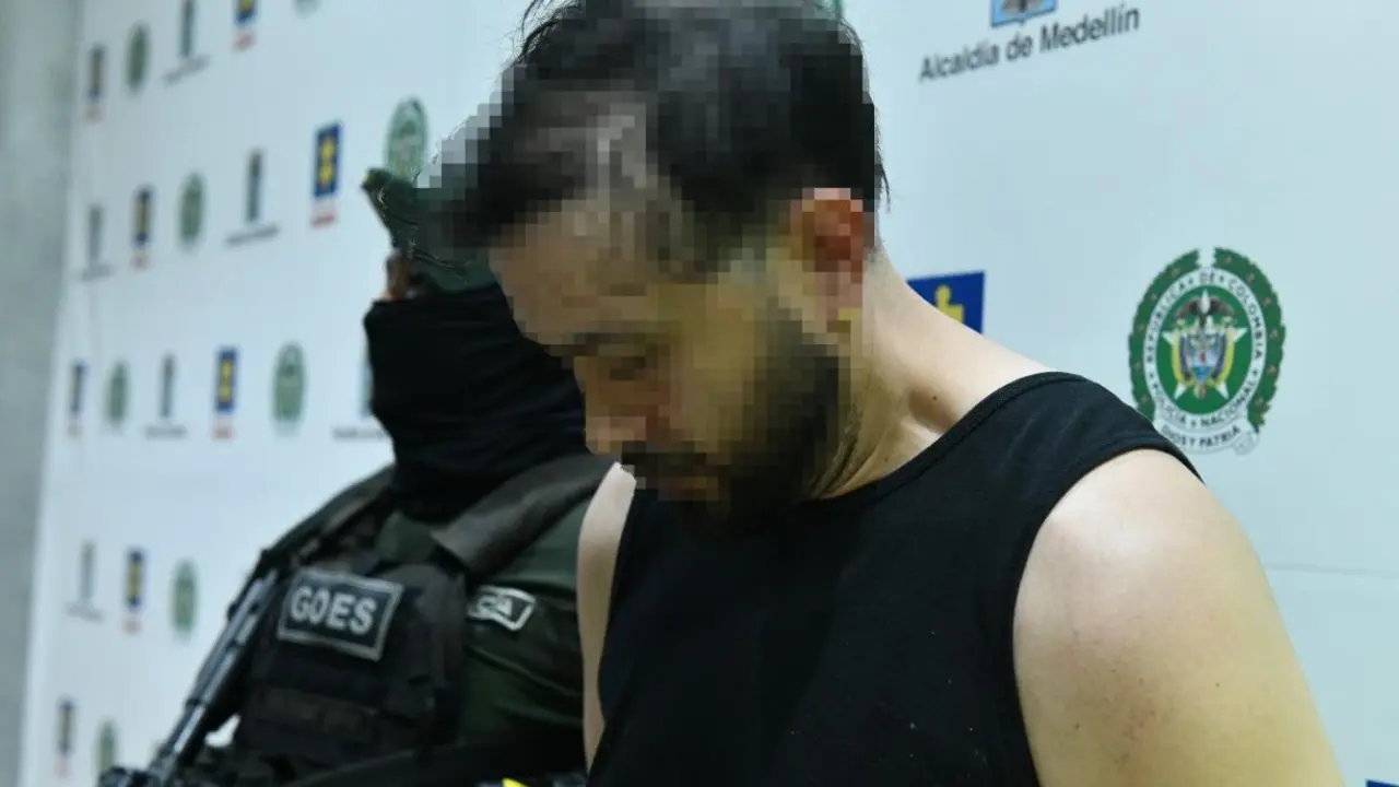 Cayó en Medellín alias ‘El Capo’: lo señalan de enviar armas desde EE.UU. para fortalecer bandas criminales 2 Cayó en Medellín alias ‘El Capo’: lo señalan de enviar armas desde EE.UU. para fortalecer bandas criminales
