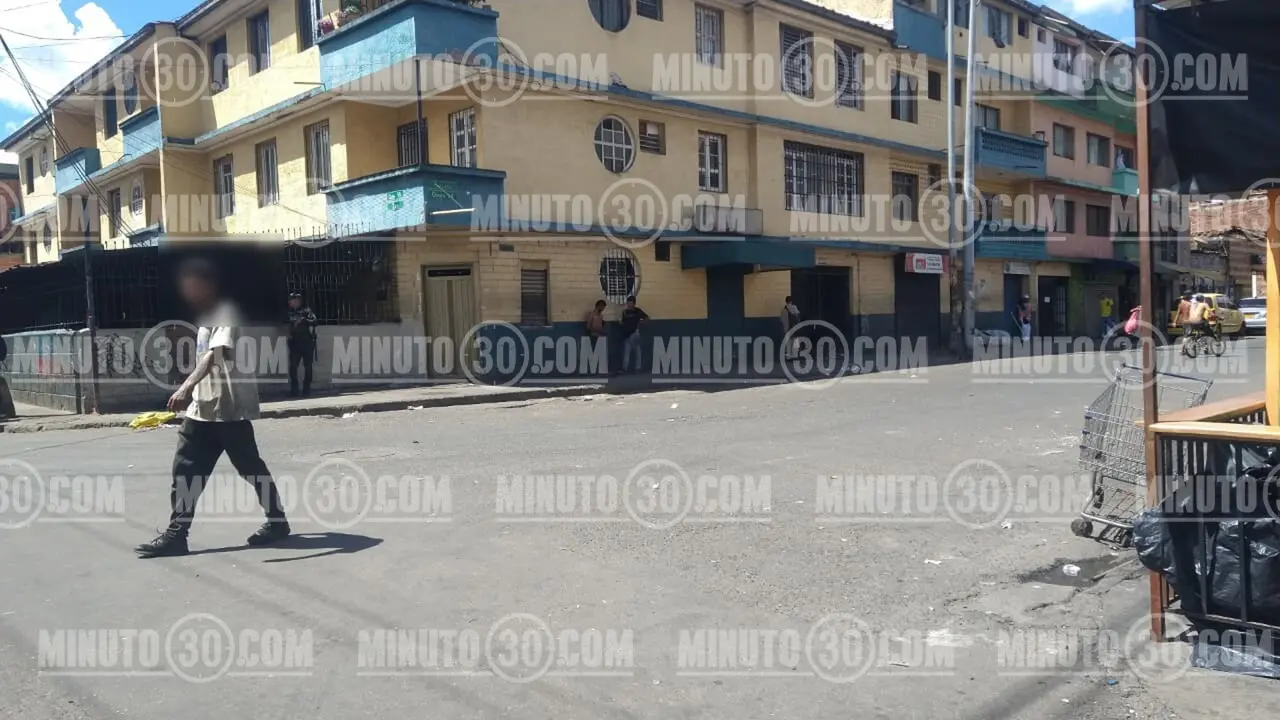 Lugar donde se produjo el ataque armado en el barrio de San Benito, en el centro de Medellín