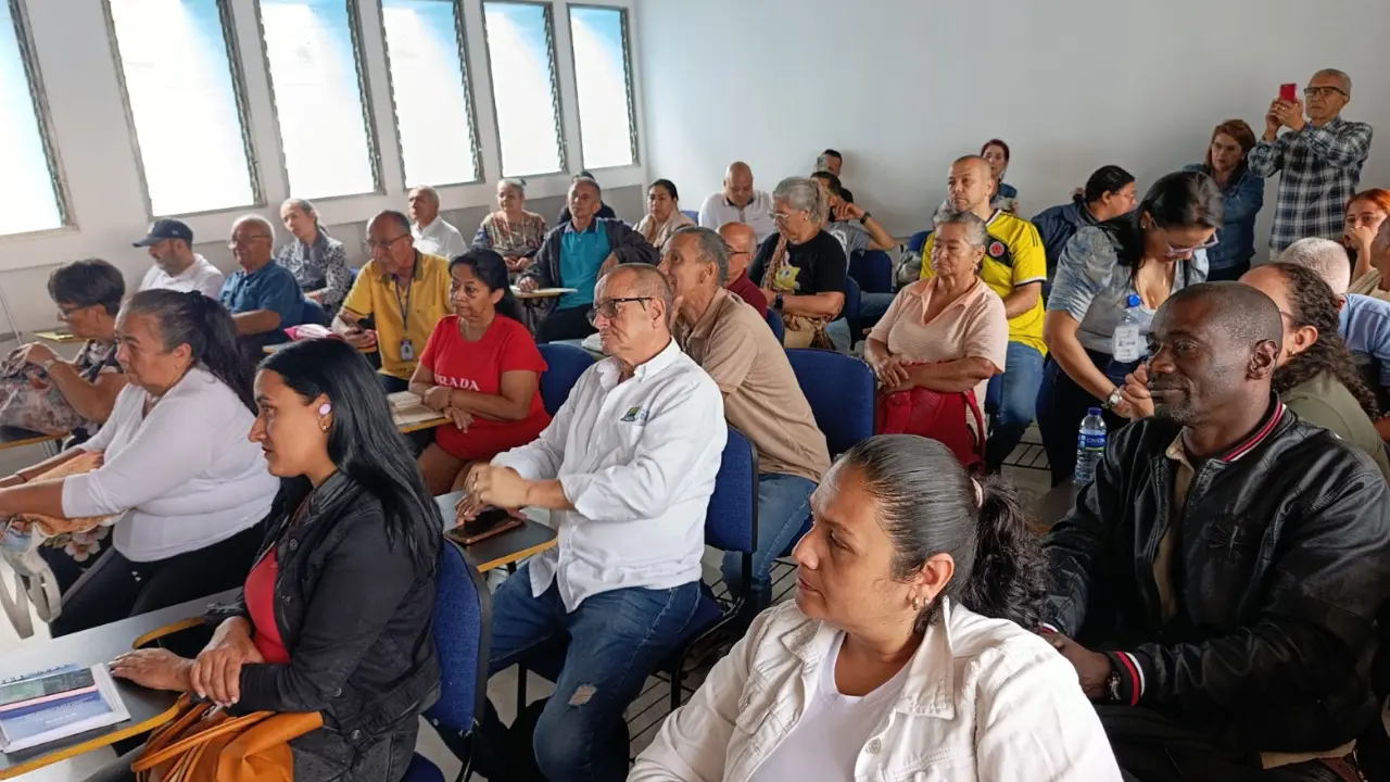 Gran jornada solidaria en Bello: entregan más de 5 mil ayudas y donaciones 3 Gran jornada solidaria en Bello: entregan más de 5 mil ayudas y donaciones