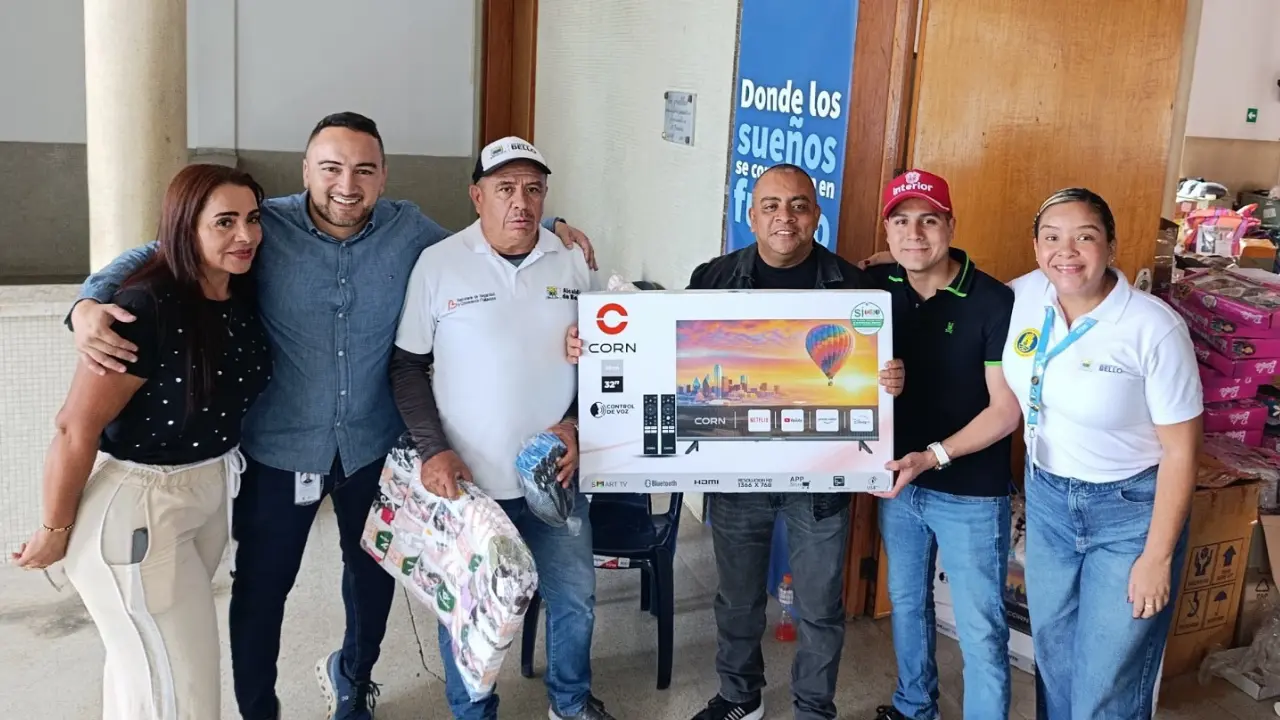 Gran jornada solidaria en Bello: entregan más de 5 mil ayudas y donaciones 2 Gran jornada solidaria en Bello: entregan más de 5 mil ayudas y donaciones