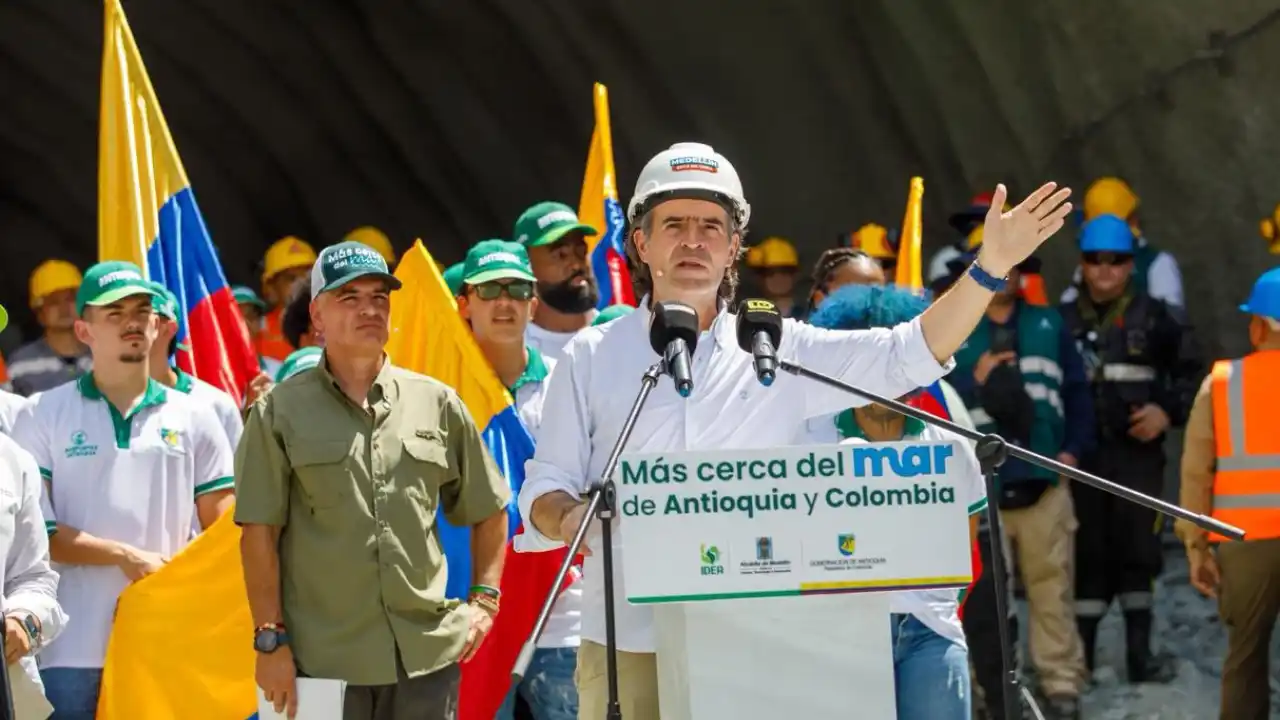 'Esta obra es para Colombia, no solo para Antioquia': Fico Gutiérrez desde el Túnel 0 5 'Esta obra es para Colombia, no solo para Antioquia': Fico Gutiérrez desde el Túnel 0