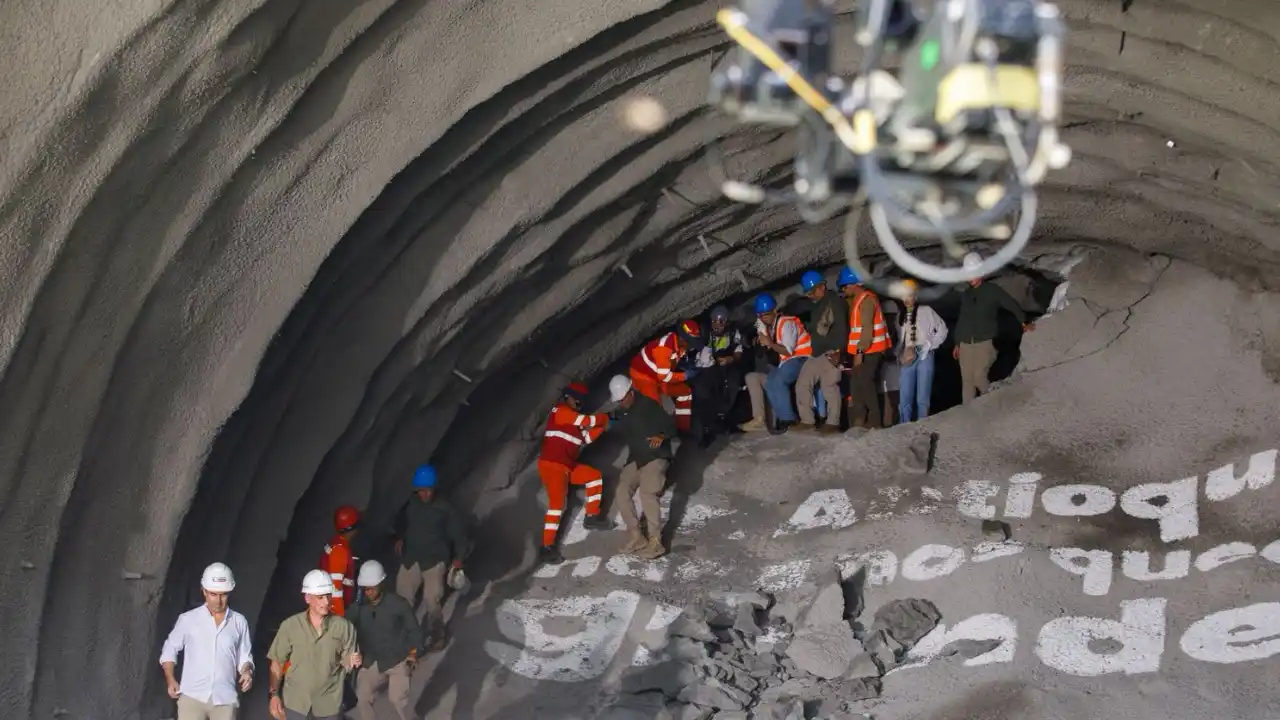 'Esta obra es para Colombia, no solo para Antioquia': Fico Gutiérrez desde el Túnel 0 3 'Esta obra es para Colombia, no solo para Antioquia': Fico Gutiérrez desde el Túnel 0