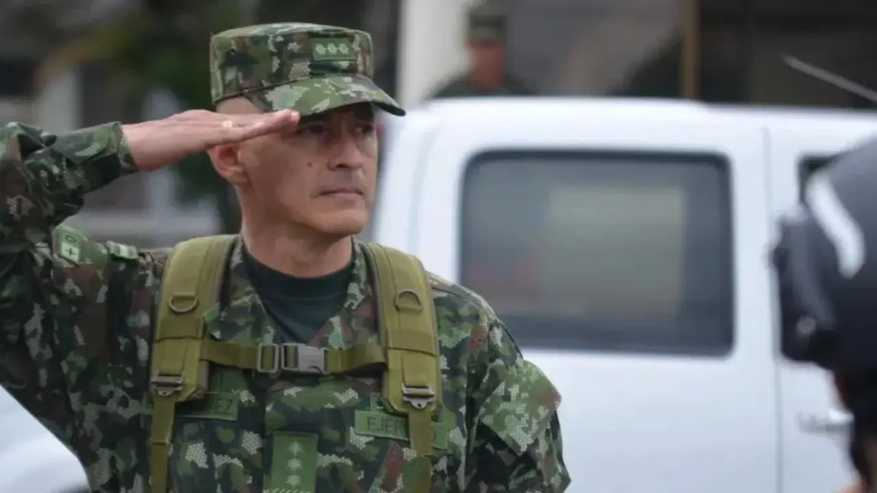 Fico no lo dejó solo: fuerte respaldo al general Erick Rodríguez tras denunciar control de las Farc en el Meta