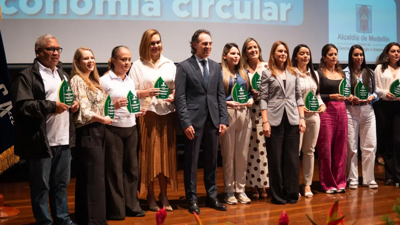 Medellín forma a 60 agentes educativas para romper estereotipos de género desde la primera infancia