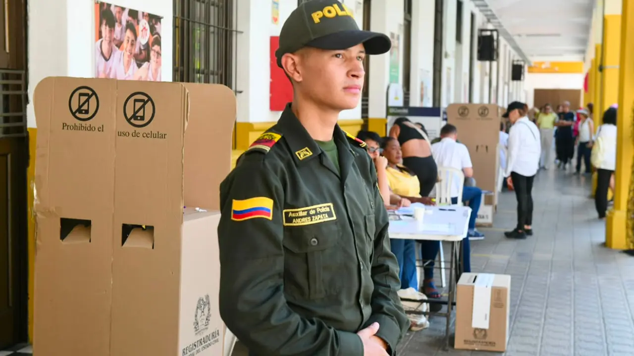Se movió la seguridad en Medellín: hubo capturas y comparendos durante la jornada electoral 4 Se movió la seguridad en Medellín: hubo capturas y comparendos durante la jornada electoral