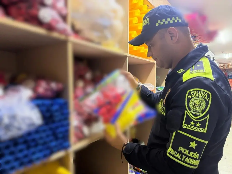 Confiscan más de dos mil juguetes de contrabando en bodega 4 de Valledupar juguetes de guerra1