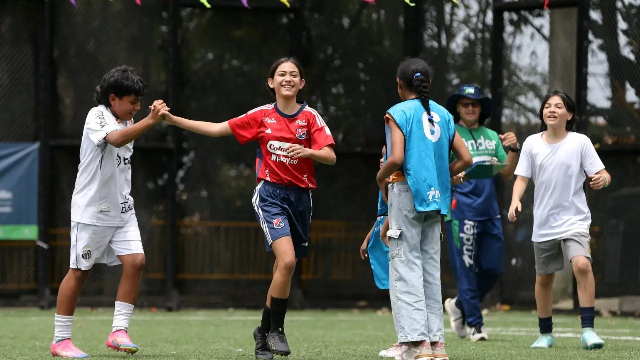 La pasión por el Mundial también se vive en Medellín con torneos de fútbol para todas las edades 2 La pasión por el Mundial también se vive en Medellín con torneos de fútbol para todas las edades