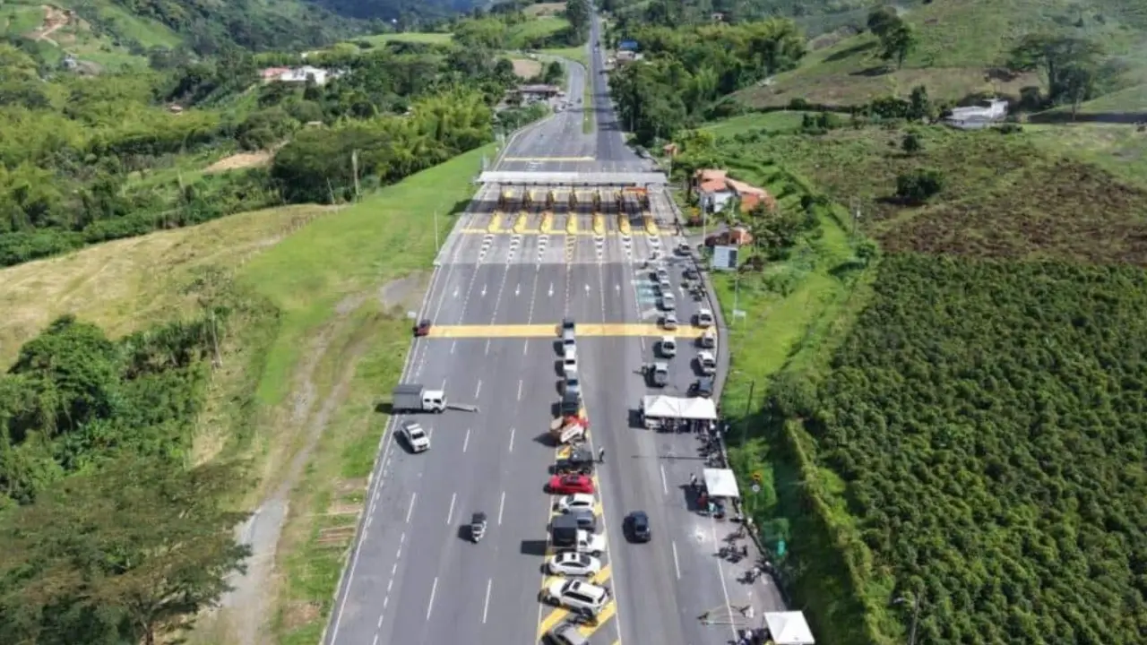 Suben tres peajes en la Autopista Norte de Bogotá: estas son las nuevas tarifas