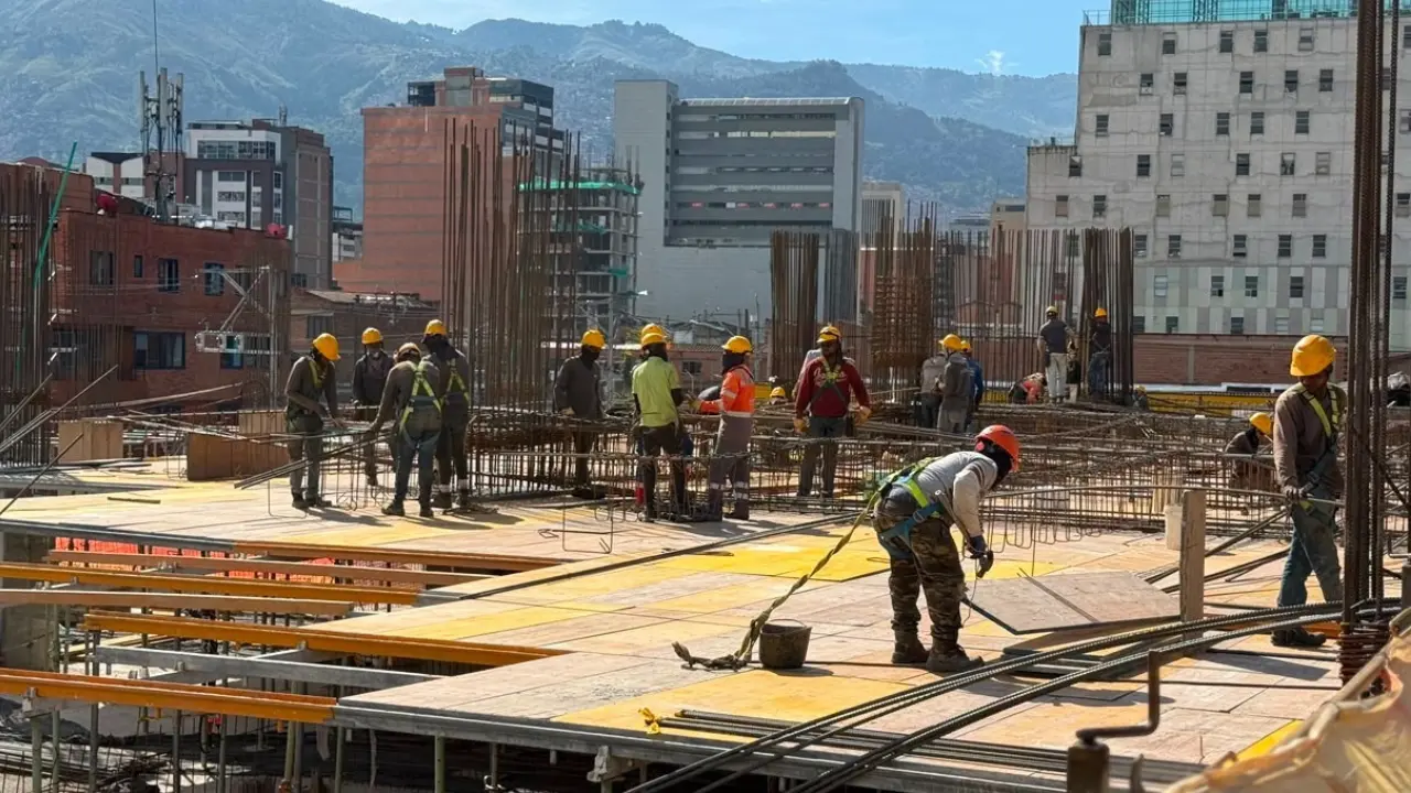 Así será el C5i: El cerebro de la seguridad de Medellín ya está en construcción y avanza al 25% 2 Así será el C5i: El cerebro de la seguridad de Medellín ya está en construcción y avanza al 25%