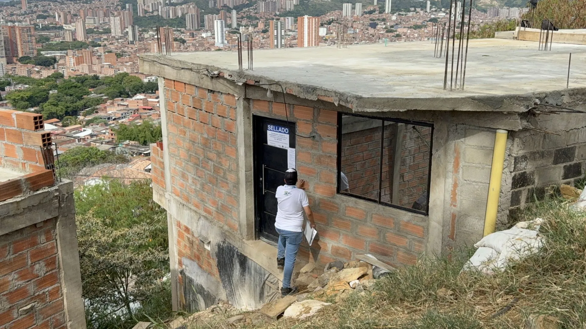 ¡Siguen invadiendo el Cerro Quitasol! Autoridades encontraron 10 construcciones ilegales 2 ¡Siguen invadiendo el Cerro Quitasol! Autoridades encontraron 10 construcciones ilegales
