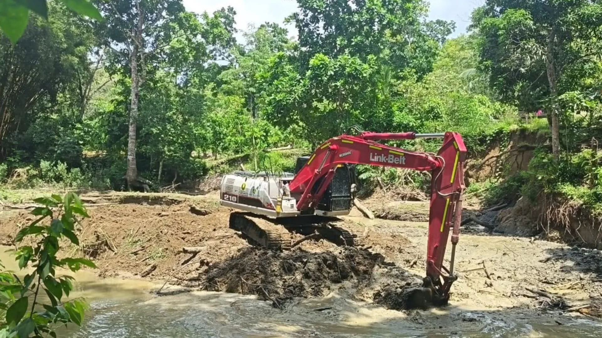 ¡Urabá se prepara! Dagran ejecuta obras para reducir el riesgo de desastres en cinco municipios 2 ¡Urabá se prepara! Dagran ejecuta obras para reducir el riesgo de desastres en cinco municipios