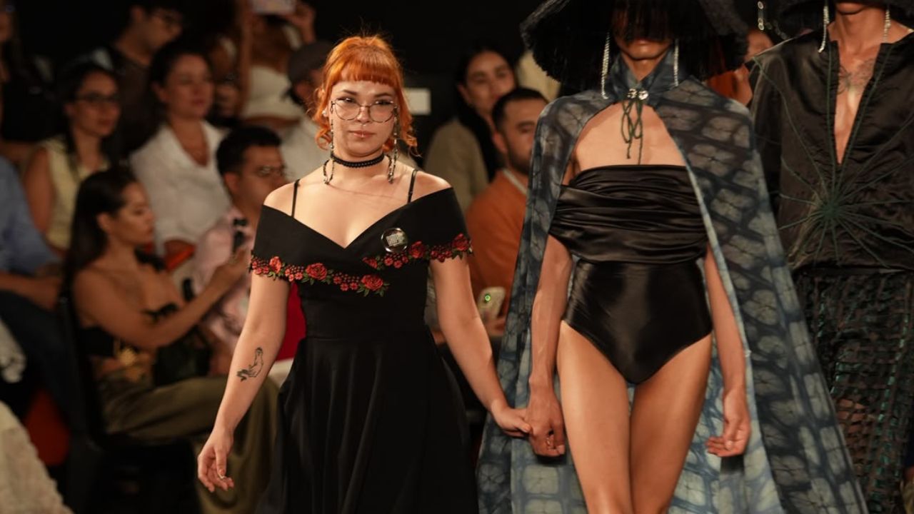 ¡Puro talento paisa! Estudiantes del Pascual Bravo brillaron en Colombiamoda con una pasarela innovadora 3 ¡Puro talento paisa! Estudiantes del Pascual Bravo brillaron en Colombiamoda con una pasarela innovadora