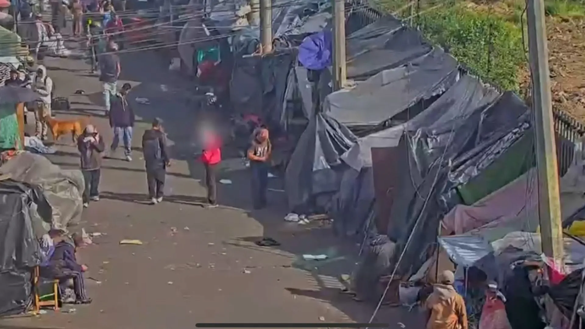 ¡Lo detectaron desde las cámaras! Cayó presunto expendedor de drogas en pleno centro de Bogotá 3 ¡Lo detectaron desde las cámaras! Cayó presunto expendedor de drogas en pleno centro de Bogotá