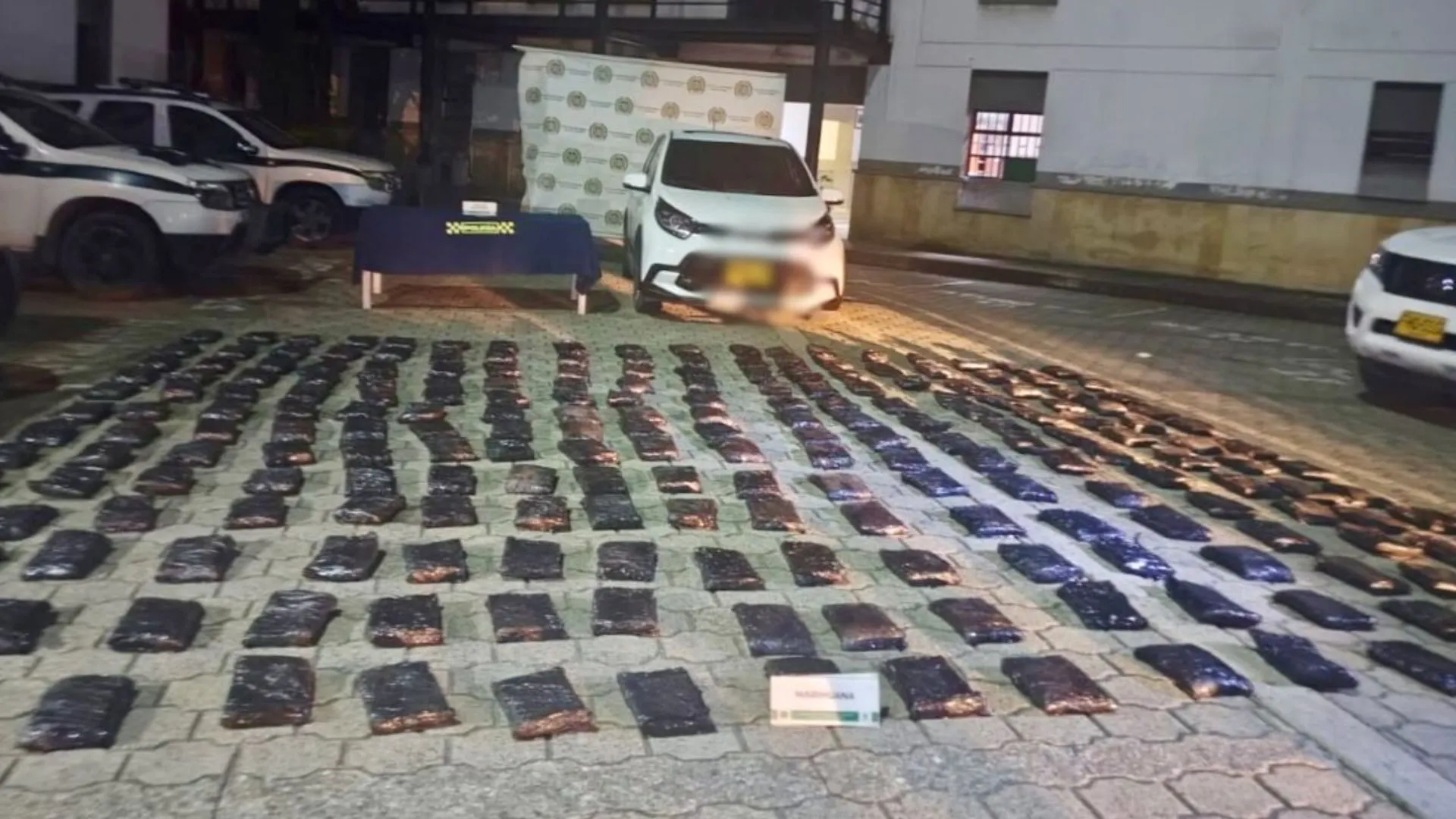 ¡En costales y listos para vender! Incautan 117 kilos de marihuana durante operativo en Bello
