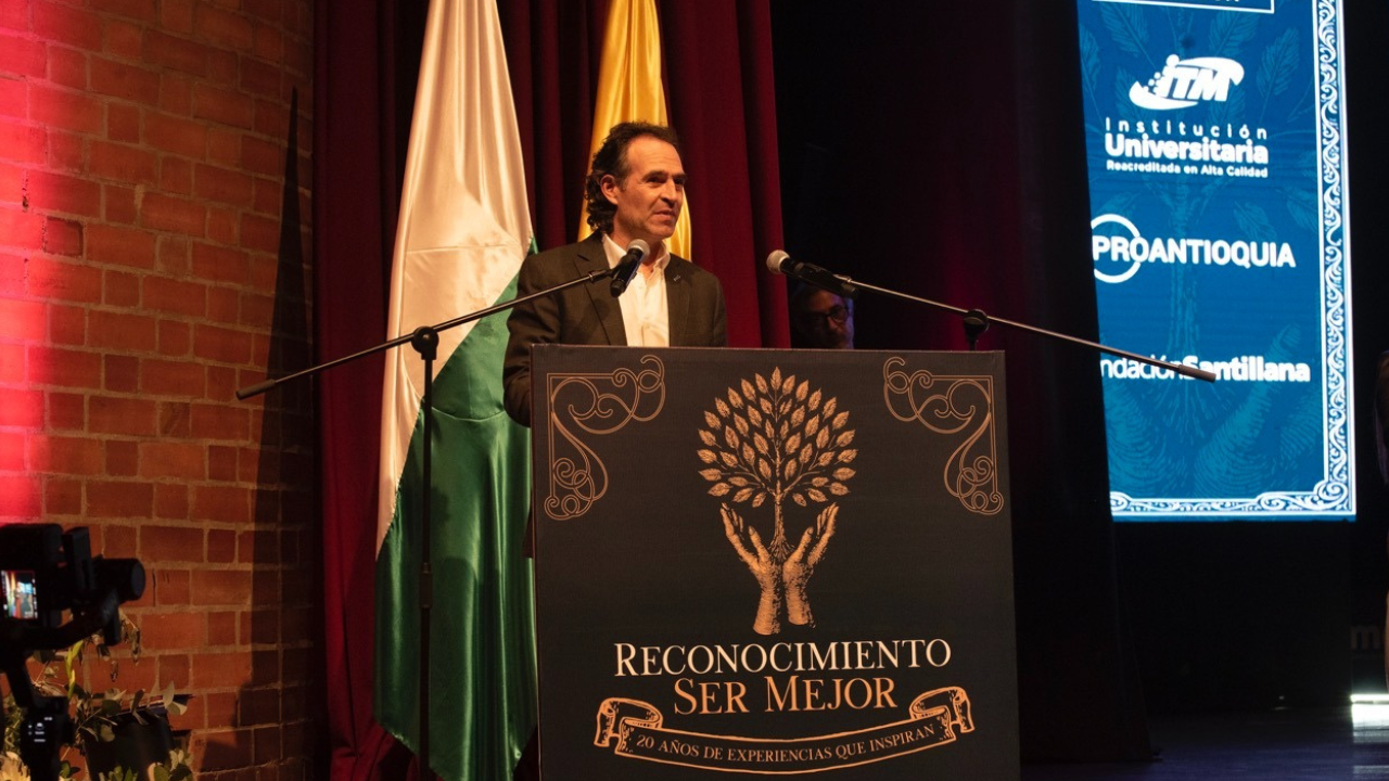¡Profes, estudiantes y directivos, ojo pues! Abren inscripciones para el Reconocimiento Ser Mejor 2026 3 ¡Profes, estudiantes y directivos, ojo pues! Abren inscripciones para el Reconocimiento Ser Mejor 2026