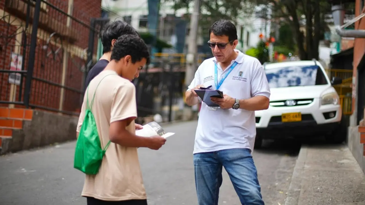 ¡No hay excusa! Sapiencia habilita puntos fijos en comunas de Medellín para orientar sobre 17 mil becas 3 ¡No hay excusa! Sapiencia habilita puntos fijos en comunas de Medellín para orientar sobre 17 mil becas
