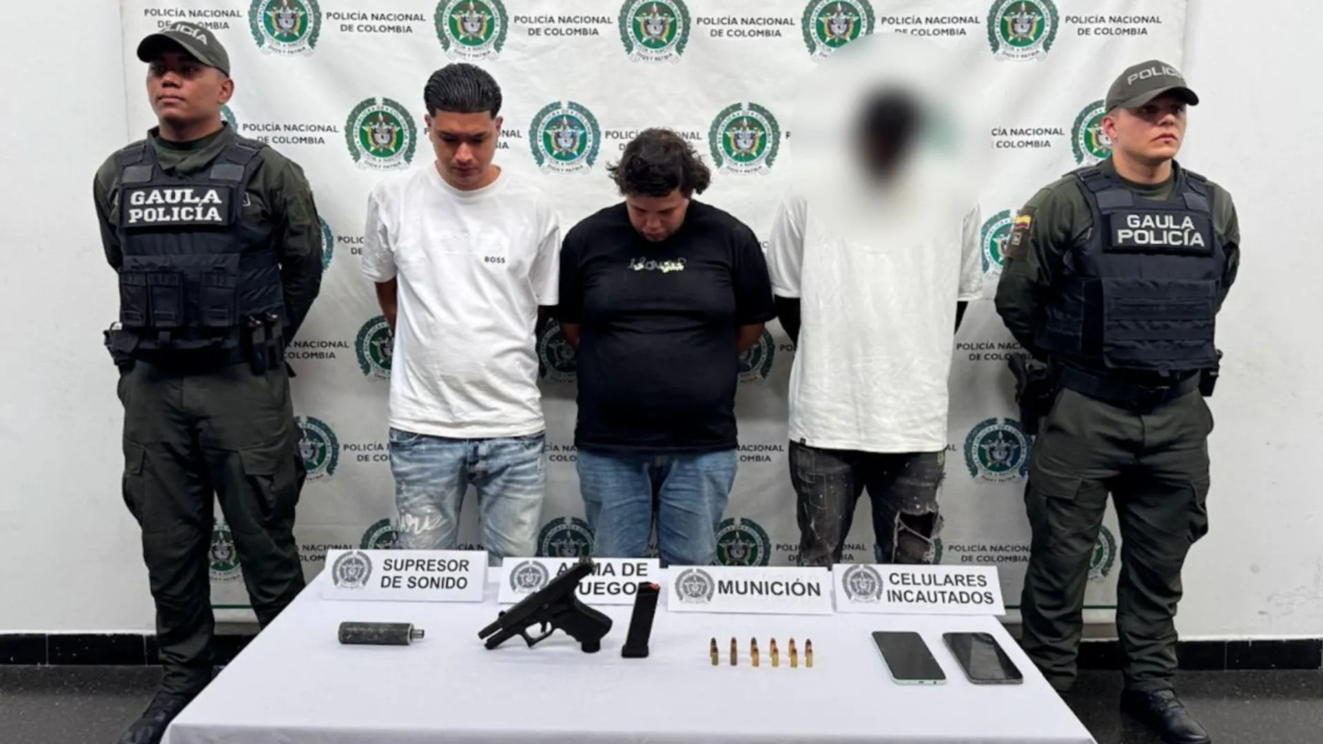 ¡Lo engañaron con un negocio de tierras! Comerciante fue secuestrado durante siete días en Medellín 1
¡Lo engañaron con un negocio de tierras! Comerciante fue secuestrado durante siete días en Medellín
