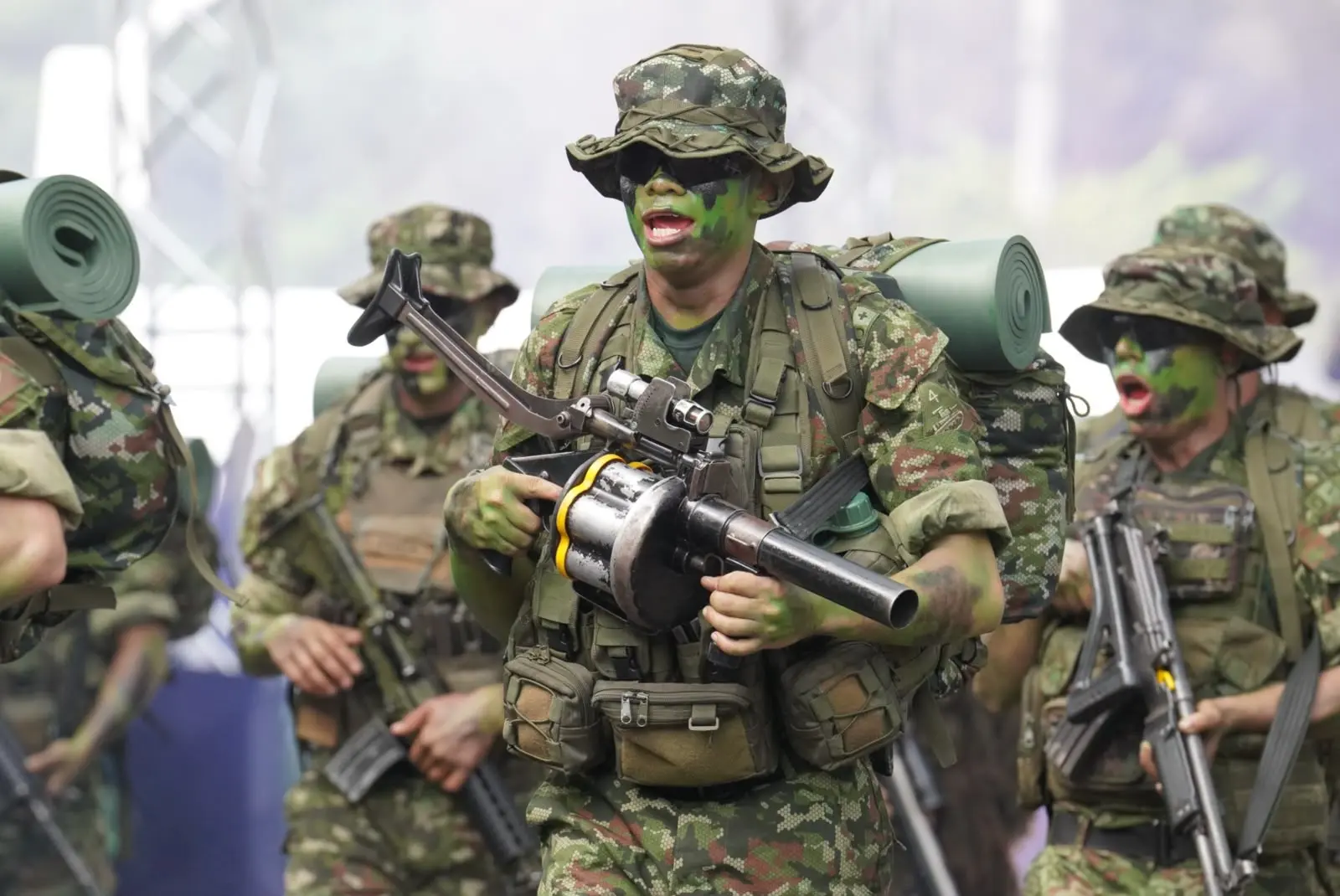 «A partir del 7 de agosto volveremos a tener presidente»: Federico Gutiérrez en el Desfile del 20 de Julio 15 WhatsApp Image 2026 07 20 at 9.50.51 AM4