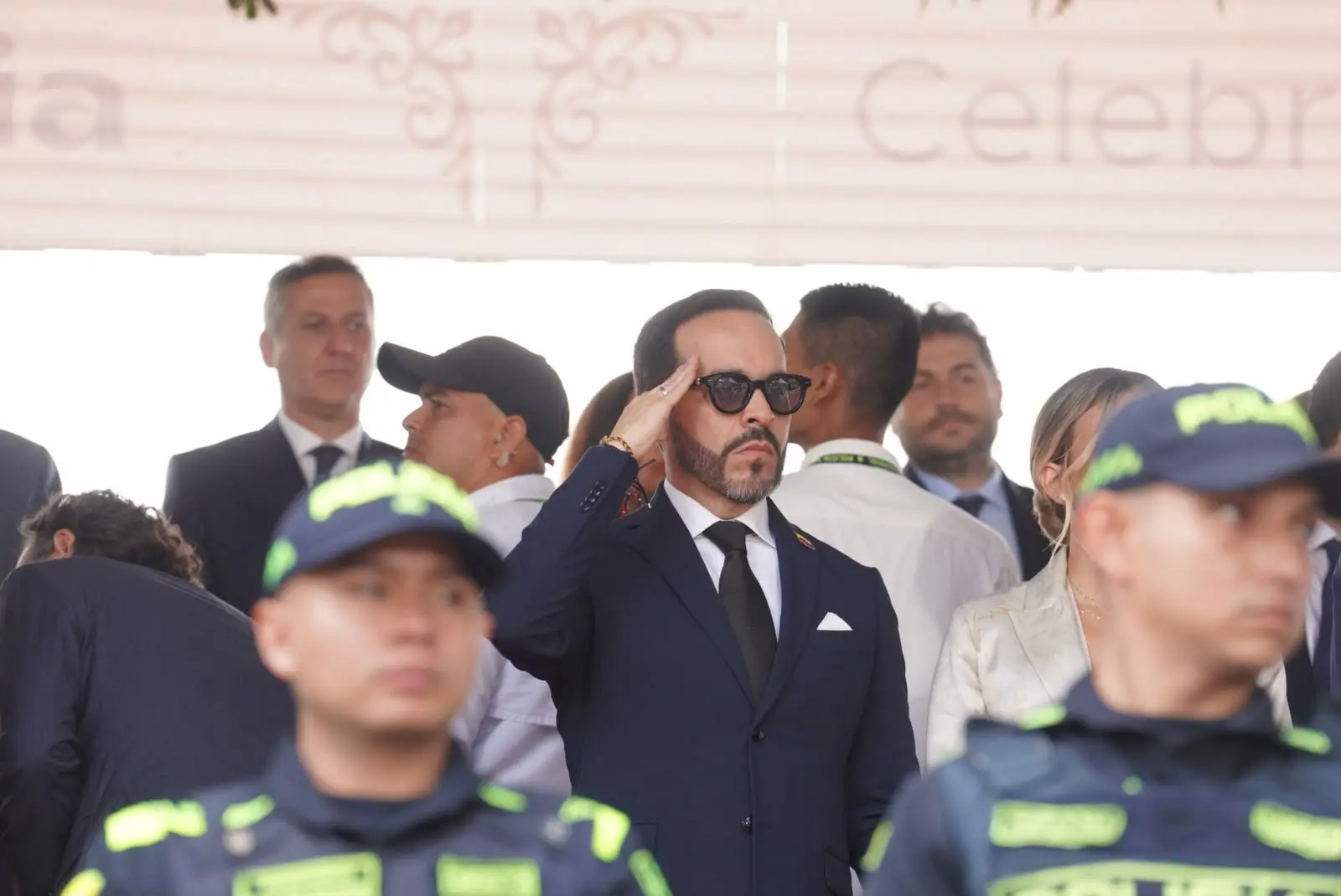 «A partir del 7 de agosto volveremos a tener presidente»: Federico Gutiérrez en el Desfile del 20 de Julio 14 WhatsApp Image 2026 07 20 at 9.50.52 AM