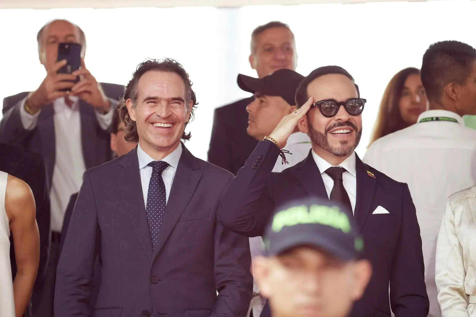 «A partir del 7 de agosto volveremos a tener presidente»: Federico Gutiérrez en el Desfile del 20 de Julio 8 WhatsApp Image 2026 07 20 at 9.50.53 AM