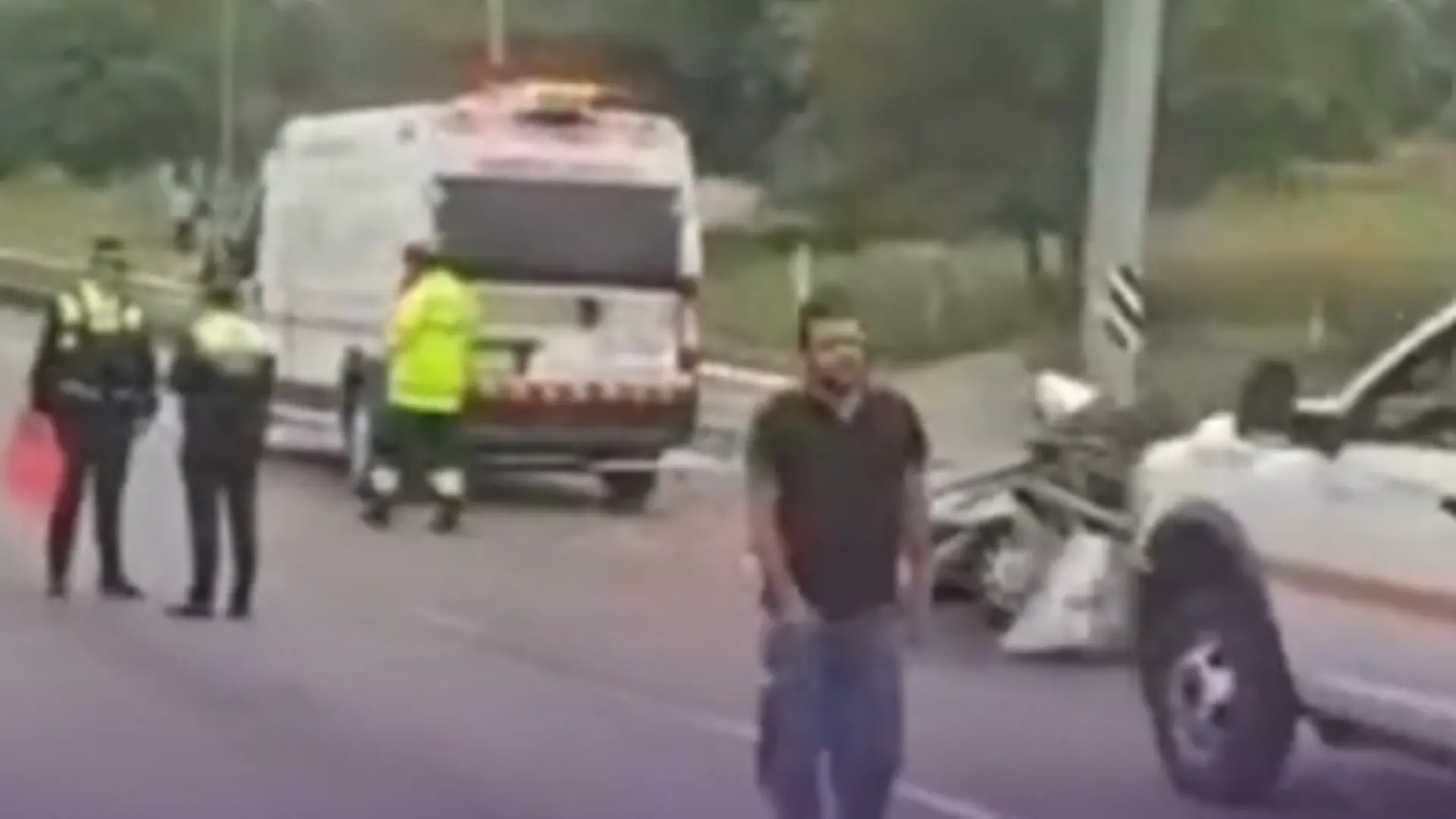 El aparatoso accidente cobró la vida de un hombre, una mujer y dos personas más resultaron gravemente heridas