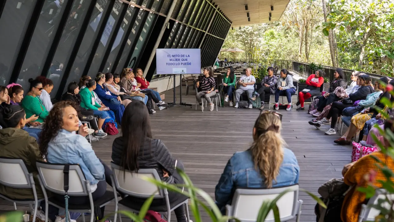Medellín bate récord con convocatoria para reconocer a mujeres líderes 2 Medellín bate récord con convocatoria para reconocer a mujeres líderes