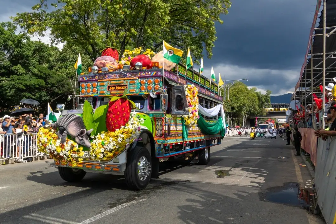 Hay 14 mil pases dobles para asistir a los desfiles de Feria de Flores: acá le contamos cómo inscribirse 1 feria de flores pases2