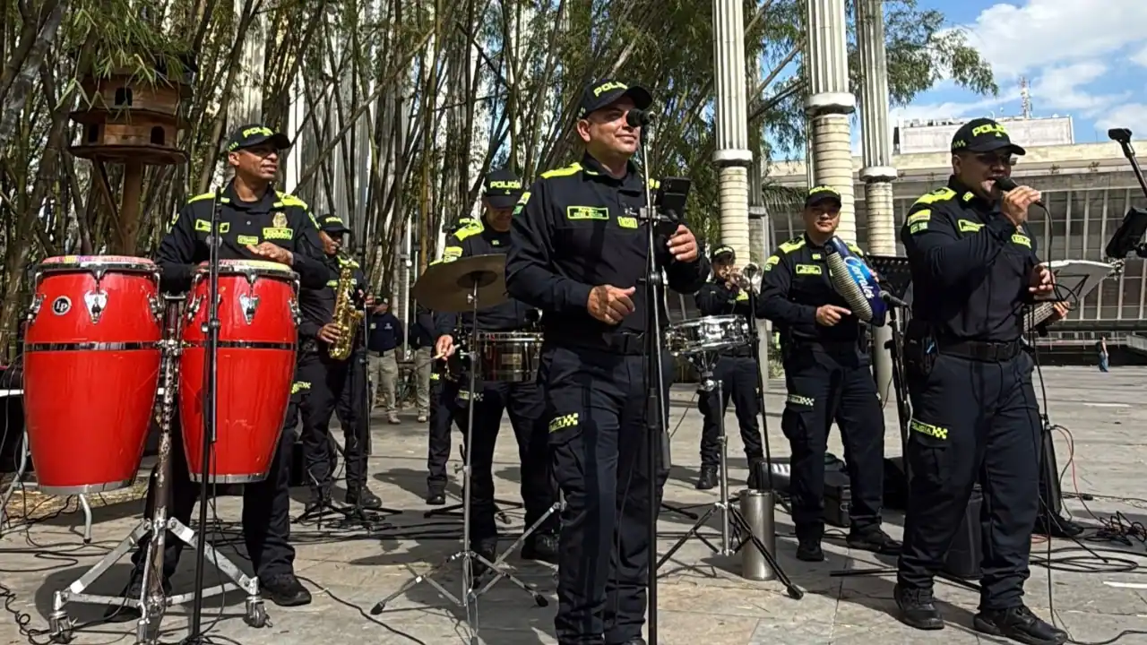 ¡Medellín blinda la Feria de las Flores! Más de 4 mil servidores píublicos estarán vigilando 2 ¡Medellín blinda la Feria de las Flores! Más de 4 mil servidores píublicos estarán vigilando