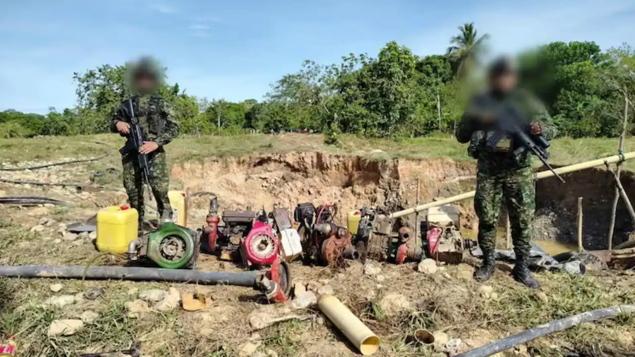 Golpe a la minería ilegal en Antioquia: destruyen cinco unidades del Clan del Golfo