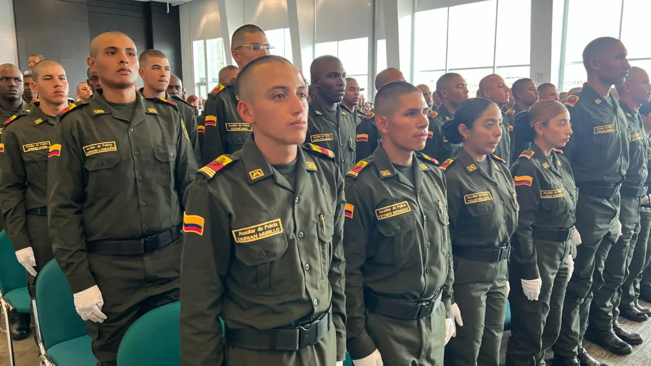 ¡Más policías en las calles! 69 nuevos auxiliares apoyarán la seguridad en Antioquia 1 ¡Más policías en las calles! 69 nuevos auxiliares apoyarán la seguridad en Antioquia