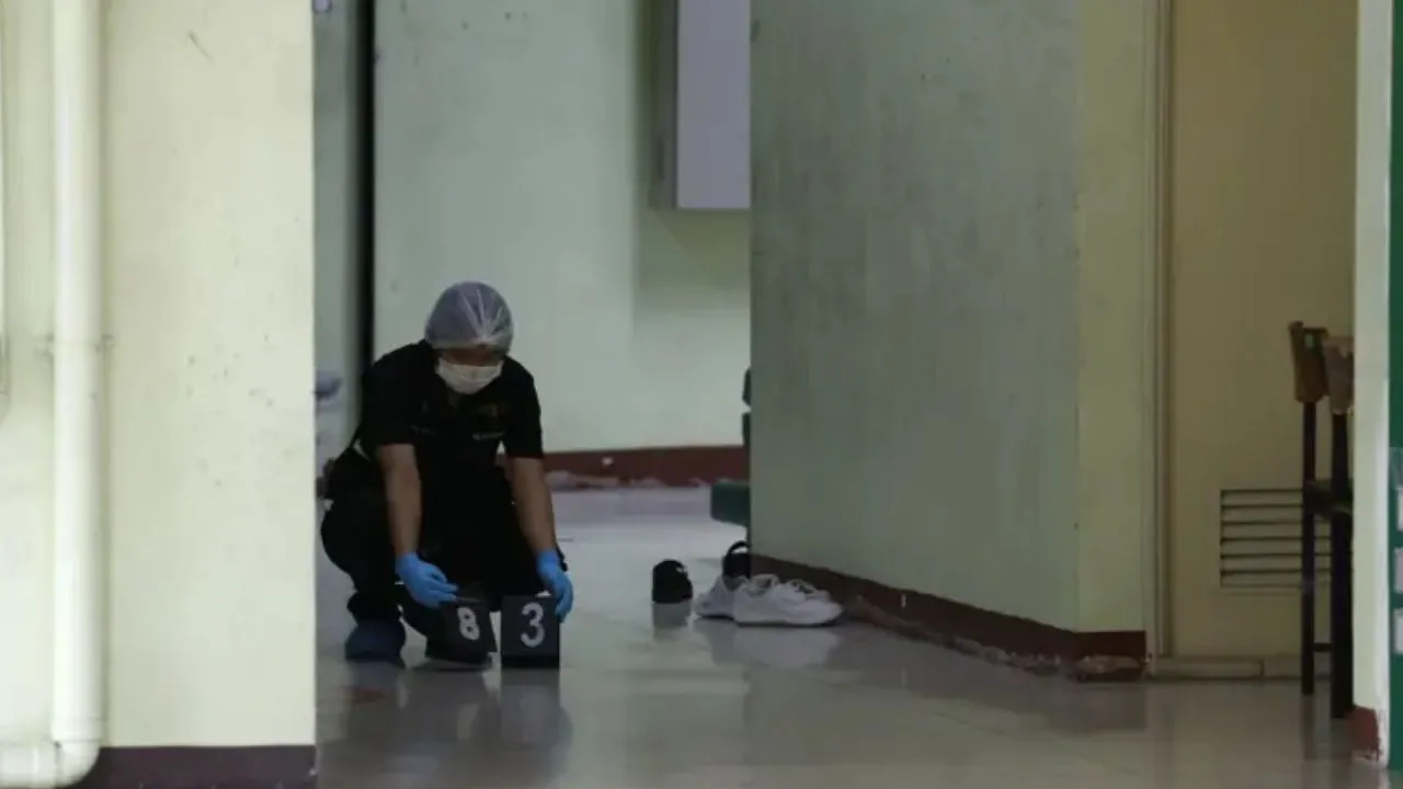 ¡Aterrador! Adolescente de 14 años habría asesinado a sus abuelos y desatado un tiroteo que dejó cinco muertos 3 Tiroteo en colegio de Tailandia