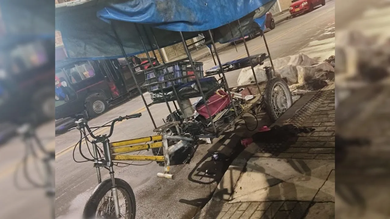 ¡Iban en bicitaxi robando en Bosa! Capturan a dos hombres con cinco celulares reportados por hurto 3 ¡Iban en bicitaxi robando en Bosa! Capturan a dos hombres con cinco celulares reportados por hurto