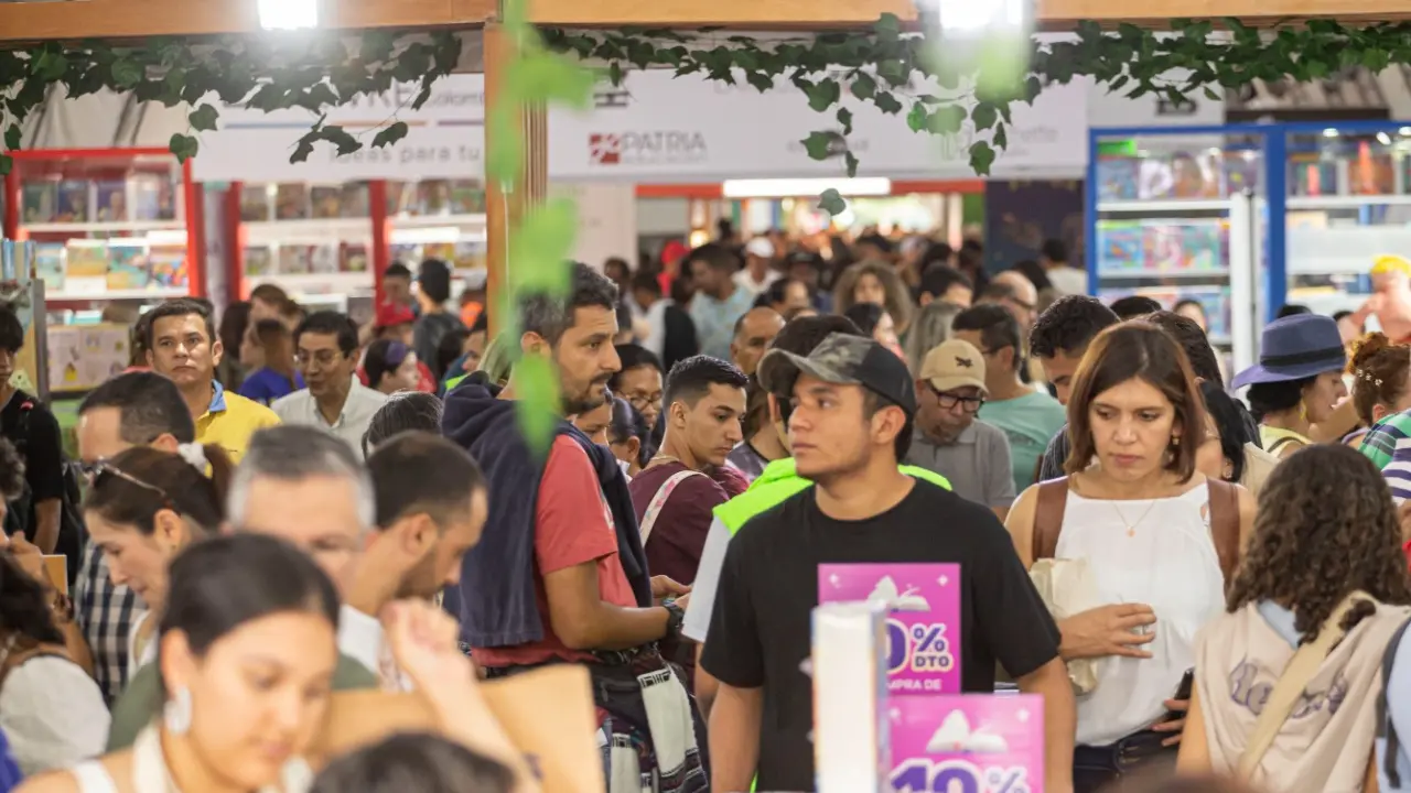 Fiesta del Libro de Medellín cumple 20 años con una agenda sin precedentes 2 Fiesta del Libro de Medellín cumple 20 años con una agenda sin precedentes