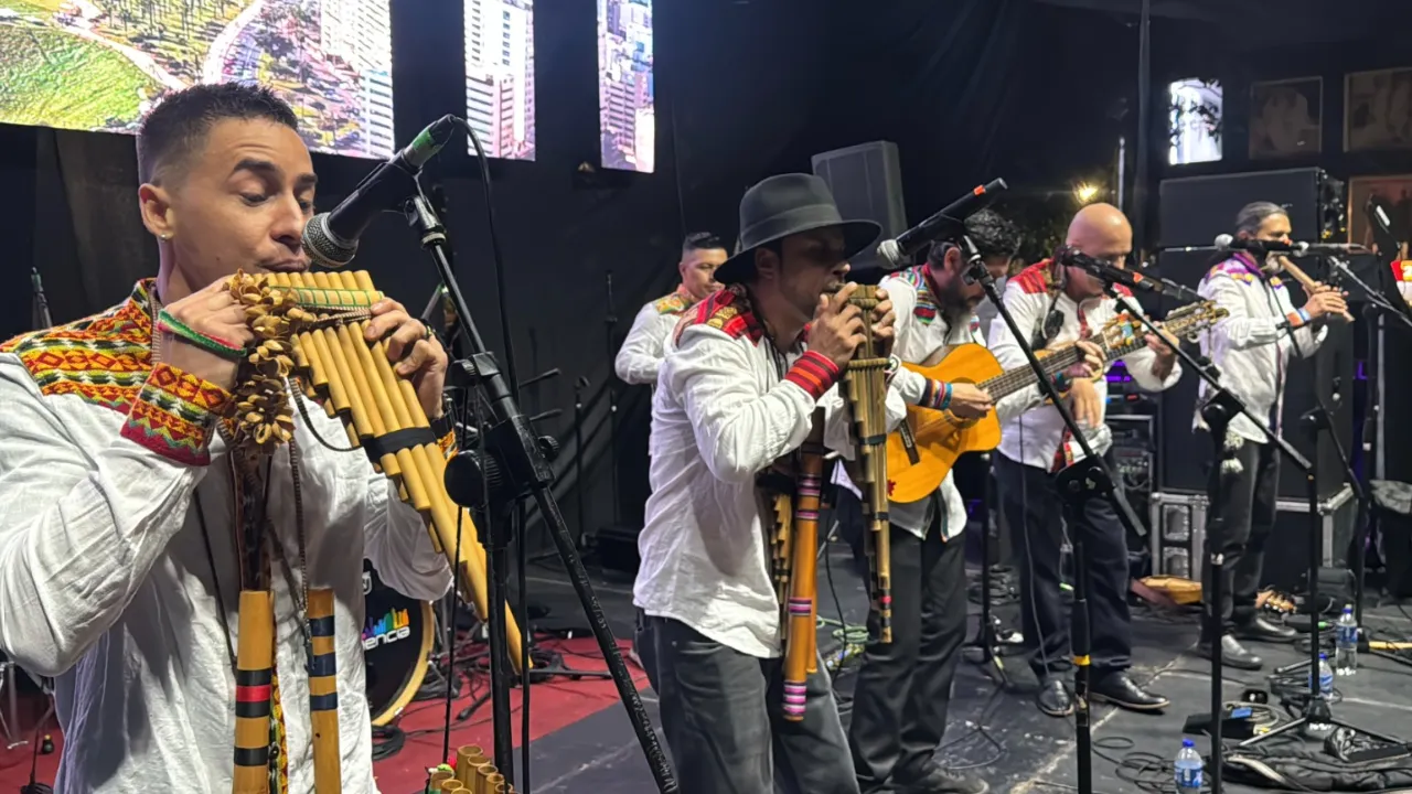 ¡A reír y gozar! Itagüí enciende sus fiestas con puro talento local y cuatro noches de humor 4 ¡A reír y gozar! Itagüí enciende sus fiestas con puro talento local y cuatro noches de humor