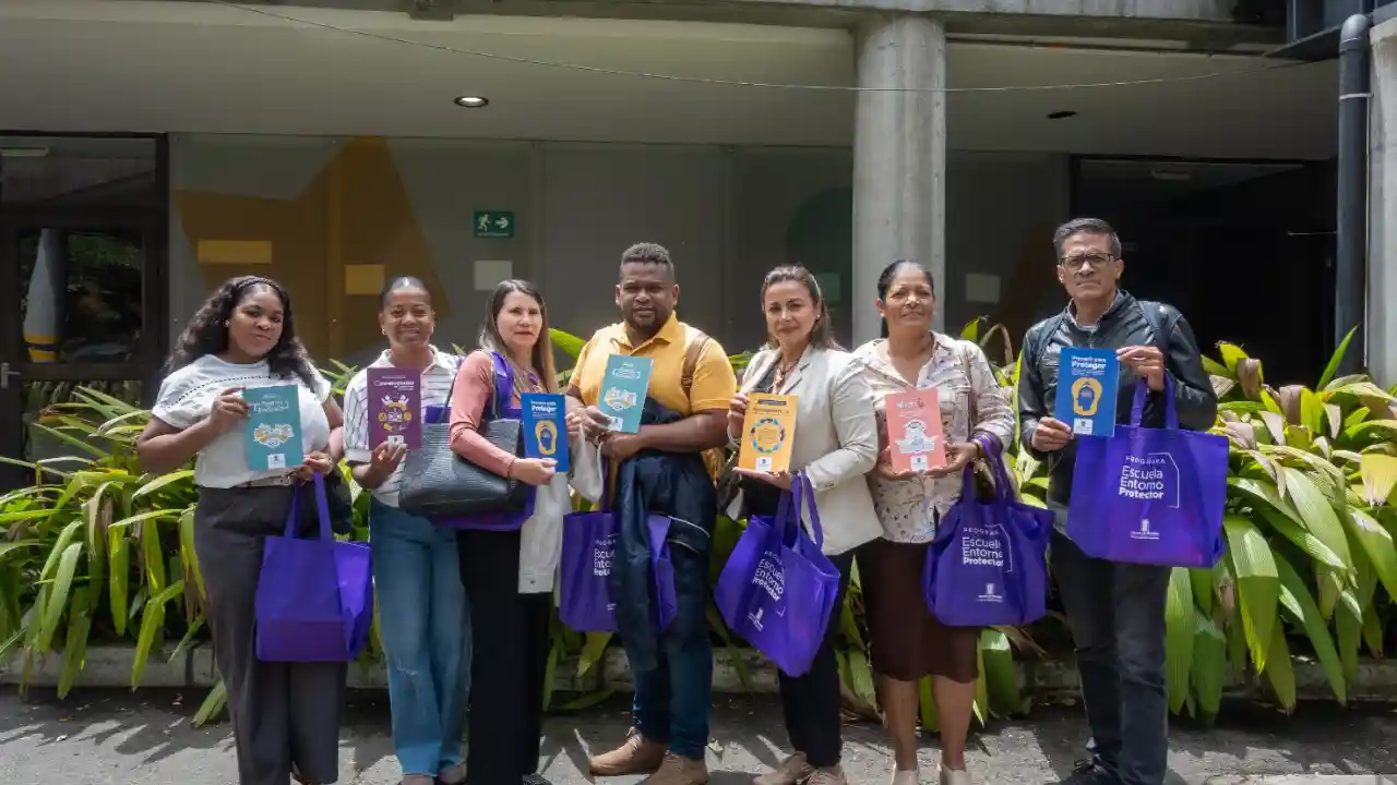 Medellín fortalece la convivencia en las aulas con un nuevo paquete pedagógico para colegios 2 Medellín fortalece la convivencia en las aulas con un nuevo paquete pedagógico para colegios