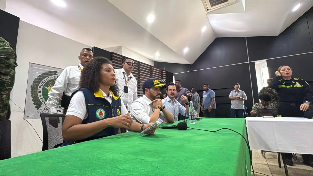 ¡«El Chocó no está solo»!: Presidente De La Espriella confirma subsidios de arriendo y traslados médicos tras sismo 3 abelardo en choco2
